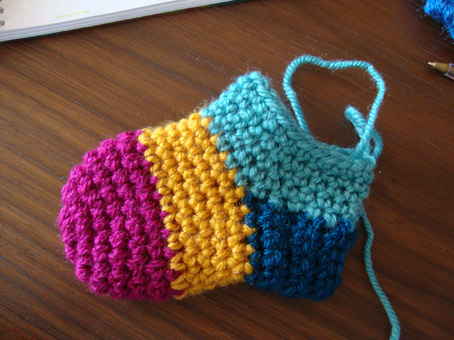 crochet-socks-for-christmas-14