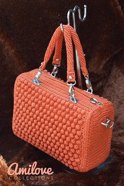 elegant-crochet-bag-with-patterns-and-videos-2