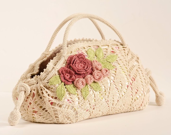 Crochet pattern of a precious bag (6)